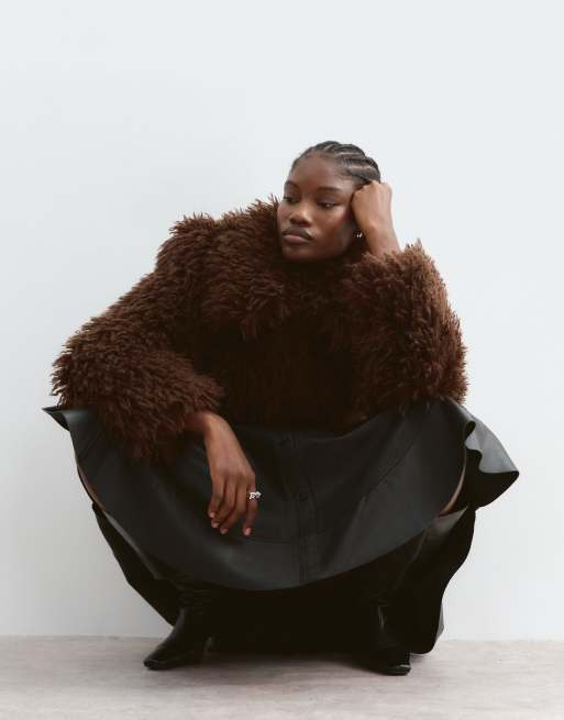 ARRANGE structured shaggy faux fur jacket with collar in chocolate, 5 of 5