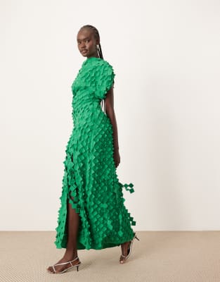 ARRANGE - Strukturiertes Midikleid mit Laserschnitt-Design in Grün und Schlitz