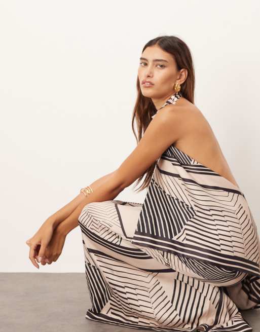 ARRANGE – Sukienka maxi z drapowanym dekoltem halter, z nadrukiem w apaszki, 3 z 4