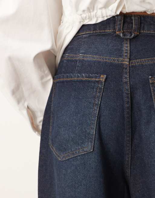 ARRANGE Sydney denim barrel leg jeans in indigo