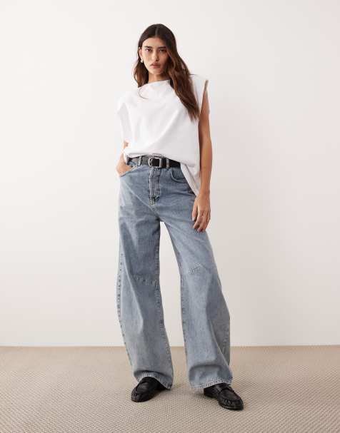ARRANGE Sydney denim barrel leg jean in 90's light wash blue