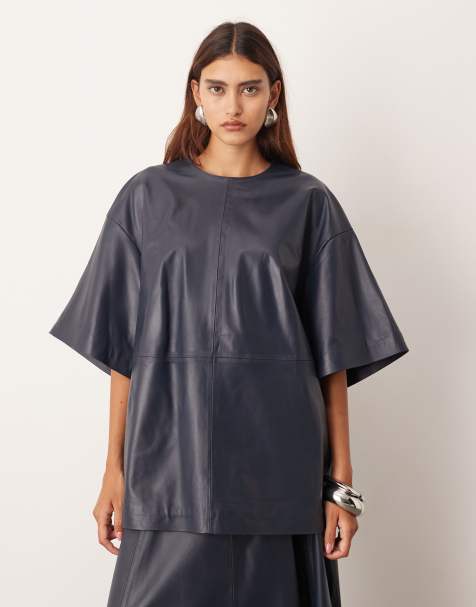 ARRANGE - T-shirt squadrata in pelle color blu navy in coordinato - view 1