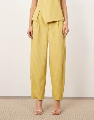 Arrange Tailored Barrel Pants In Yellow
