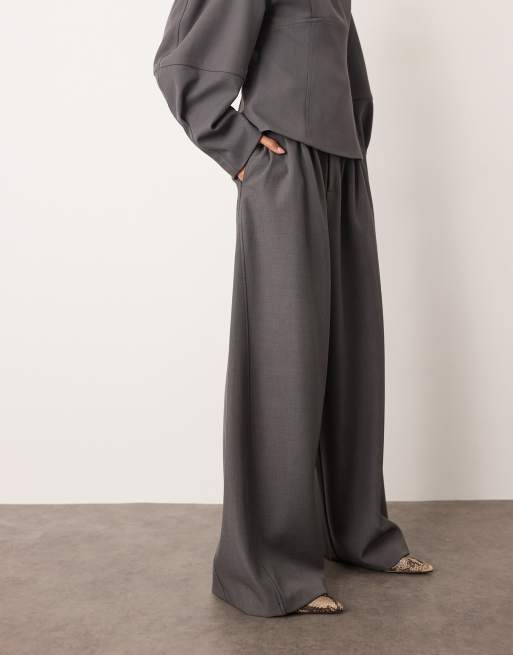 ARRANGE tailored pleated detail wide leg barrel co-ord trouser in grey, 2 of 5