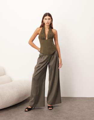 Arrange Tailored Plunge Halter Top In Green