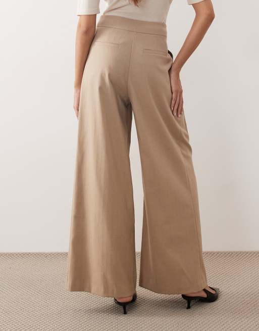 ARRANGE tailored wide leg pants with pleats in stone (part of a set), 4 of 5