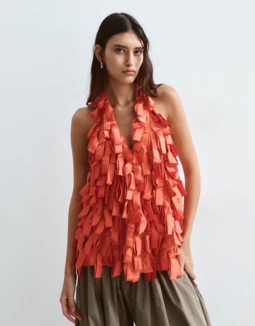 ARRANGE textural satin loop haltertop i rött, 4 av 4