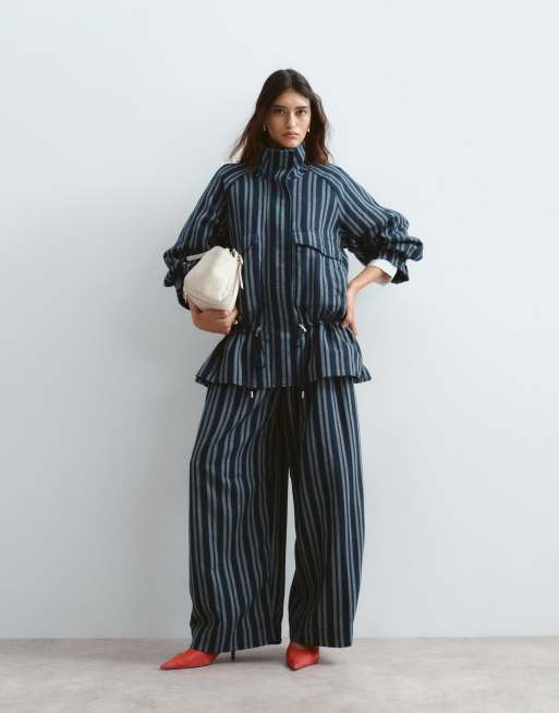 ARRANGE textured oversized jacket and barrel leg pants set in navy stripe, 3 of 3