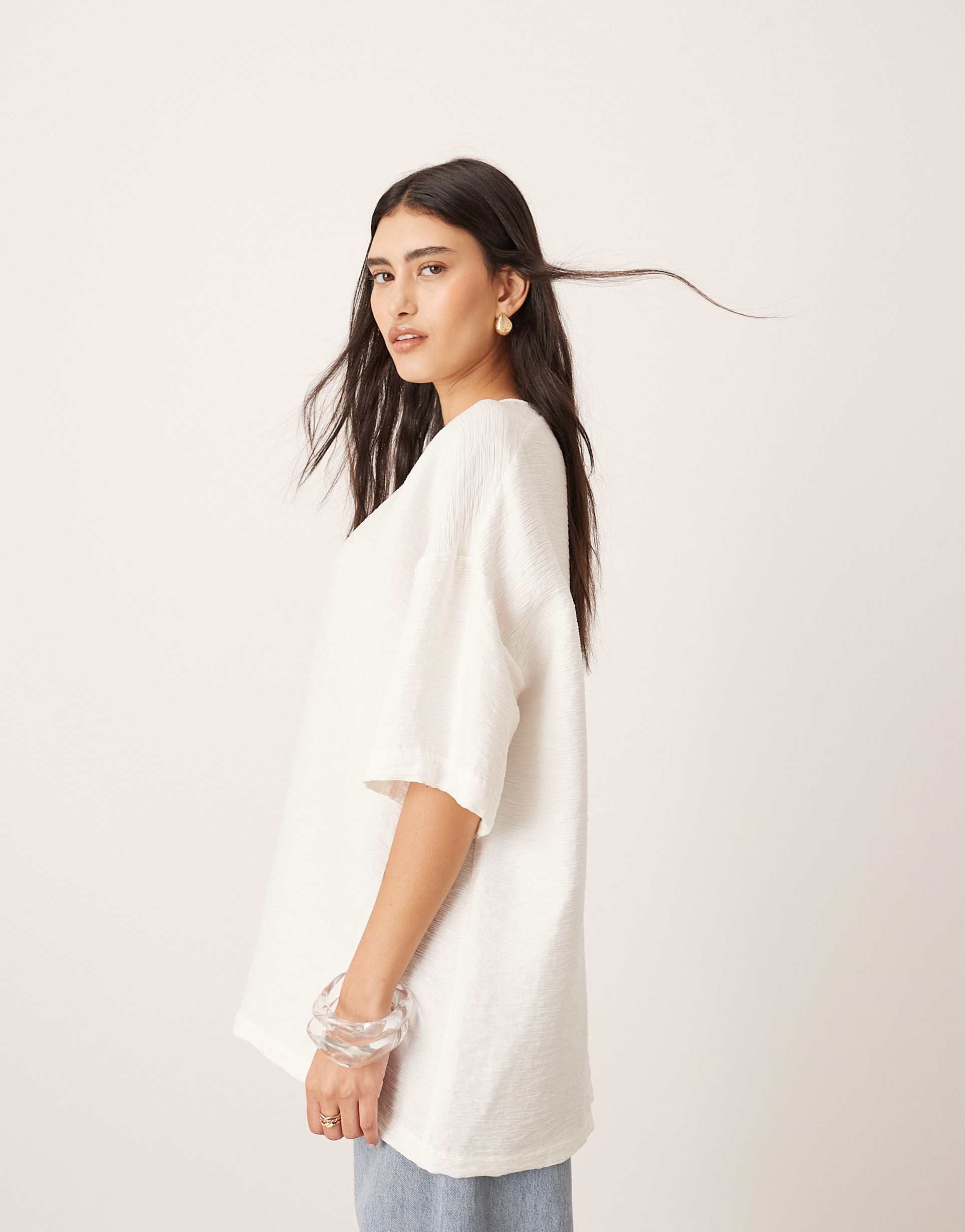 arrange textured boxy woven t-shirt in white