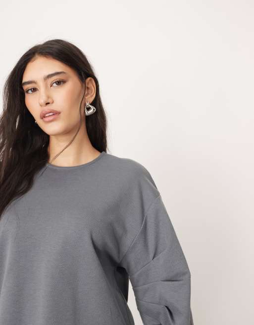 ARRANGE textured jersey boxy top co-ord with pleat sleeve detail in charcoal, 3 of 4