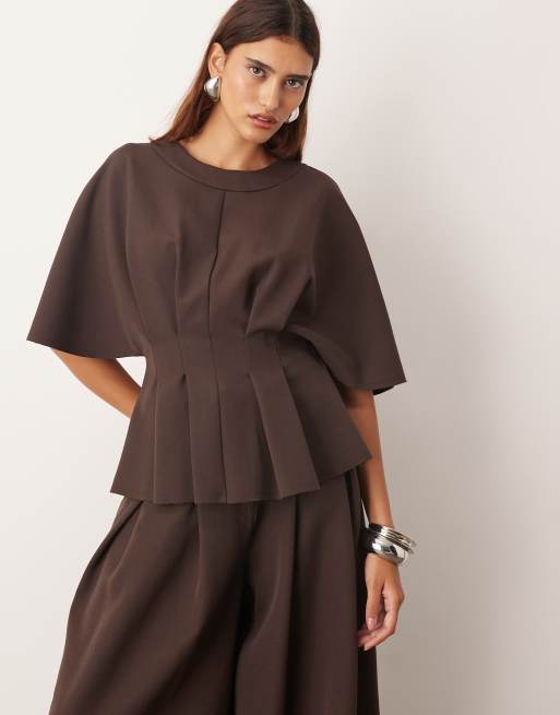 ARRANGE - Top met korte mouwen en geplooide taille in diep chocoladebruin, deel van co-ord set, 2 van 4