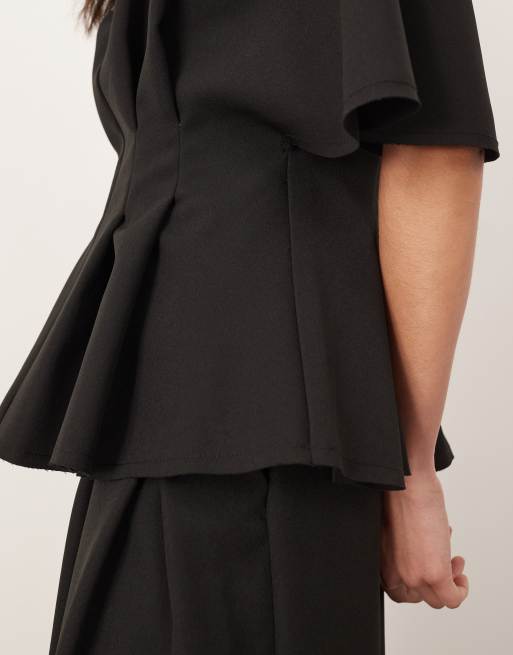 ARRANGE - Top met korte mouwen en geplooide taille in zwart, deel van co-ord set, 2 van 4