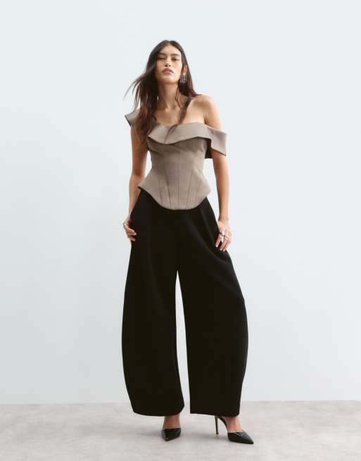 ARRANGE Top mit asymmetrischem Träger und strukturierter Korsettform in Taupe, 2 von 5