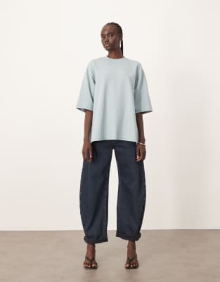 ARRANGE - Tova - Schmal zulaufende Jeans in Blauschwarz mit Umschlagsaum und abgerundetem Bein-Marineblau