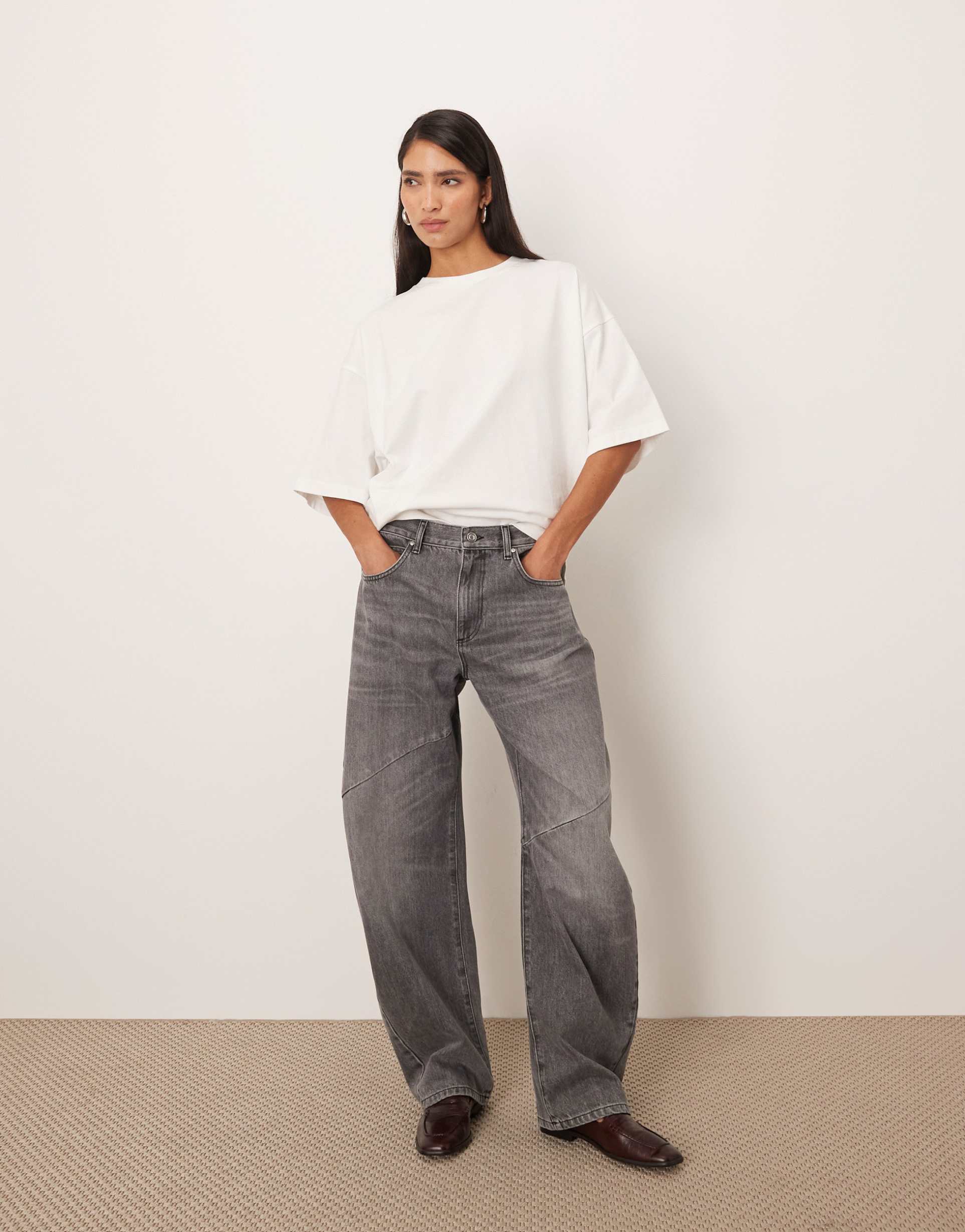 arrange tova swirl denim jeans in washed gray