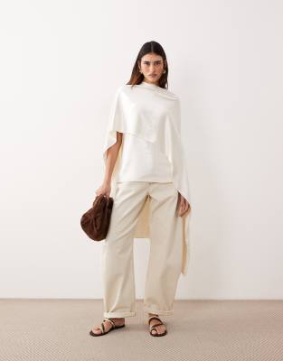 ARRANGE Tova tapered curved leg jean with roll hem in bone-White