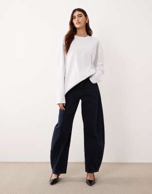 Women Curved Hem Loose Tapered Pants main image 1