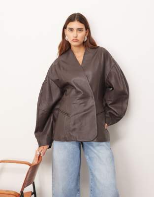 ARRANGE - Veste en cuir souple à taille cintrée et manches ovales - Chocolat-Brown