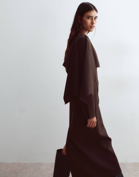 ARRANGE - vestido maxi con capa en chocolate - view 1