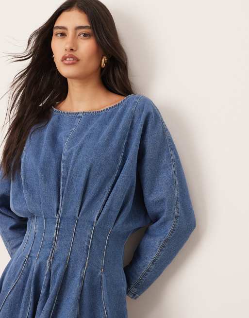 ARRANGE - Vestito midi in denim a maniche lunghe blu medio con gonna a ruota, 2 di 4