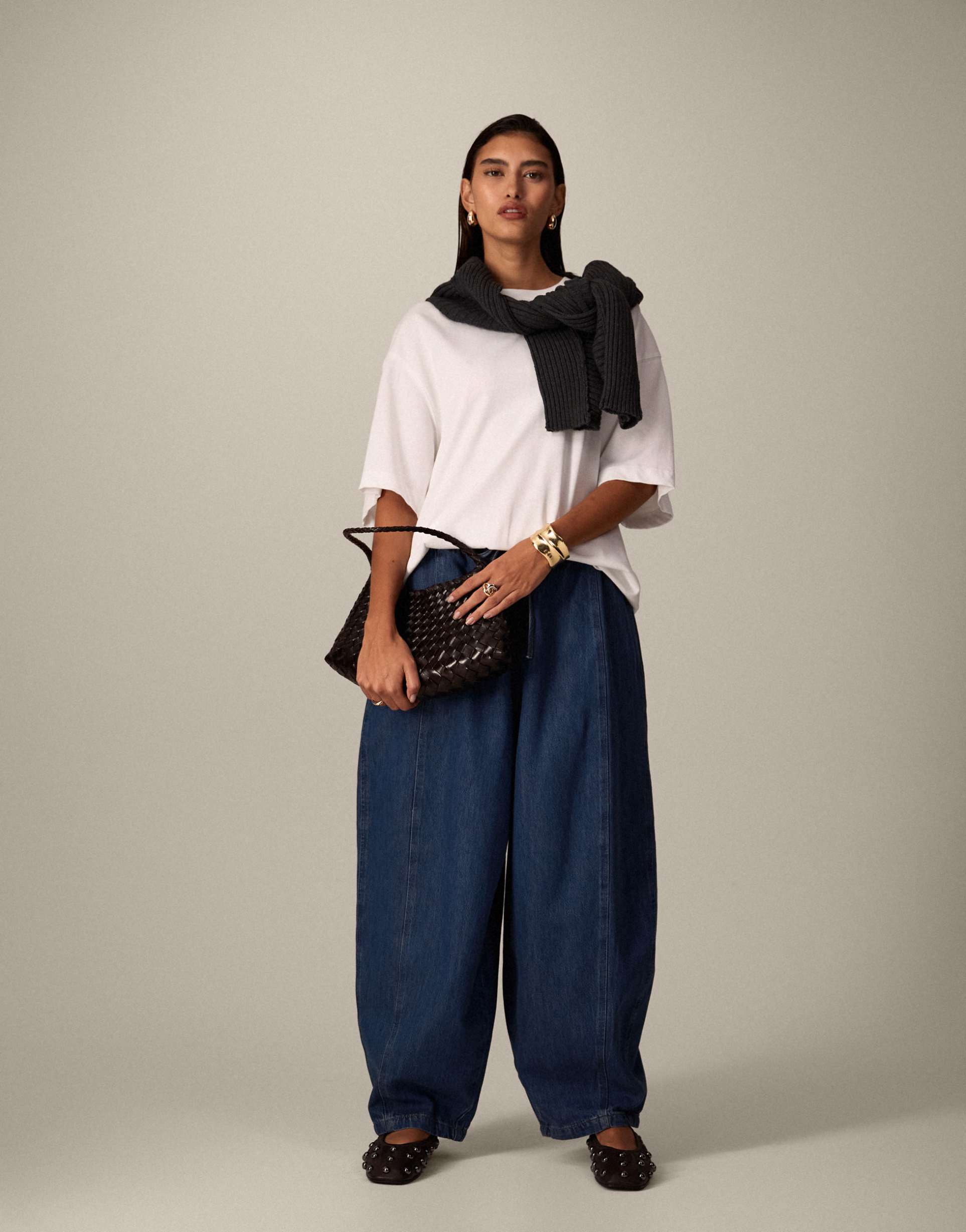 arrange willa barrel leg pants in soft blue denim