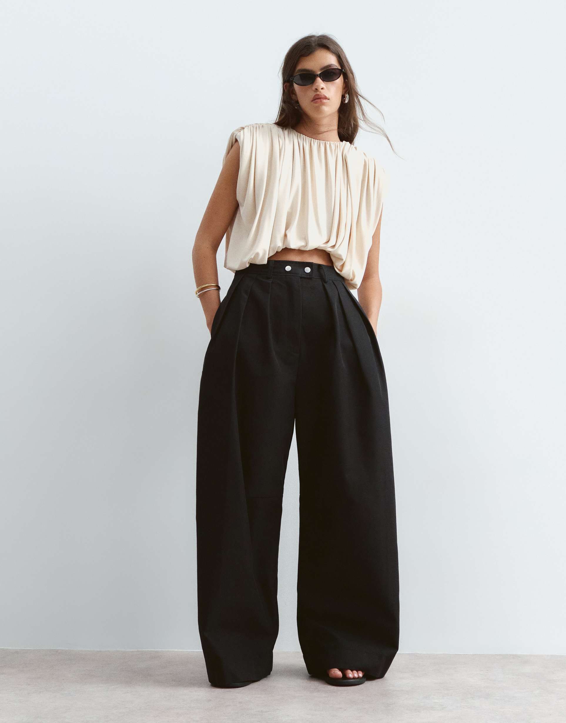 arrange wylder tailored high waist wide leg pants in black