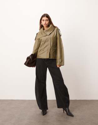 ARRANGE - Zweireihige, legere Jacke aus weichem Leder in Olivgrün