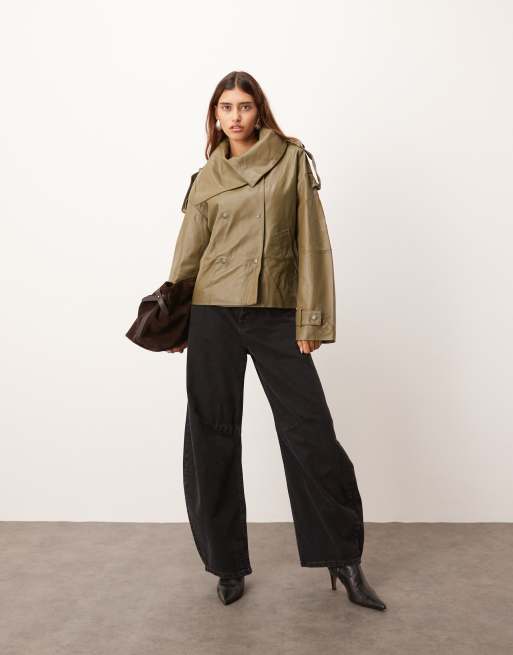 ARRANGE – Zweireihige, legere Jacke aus weichem Leder in Olivgrün