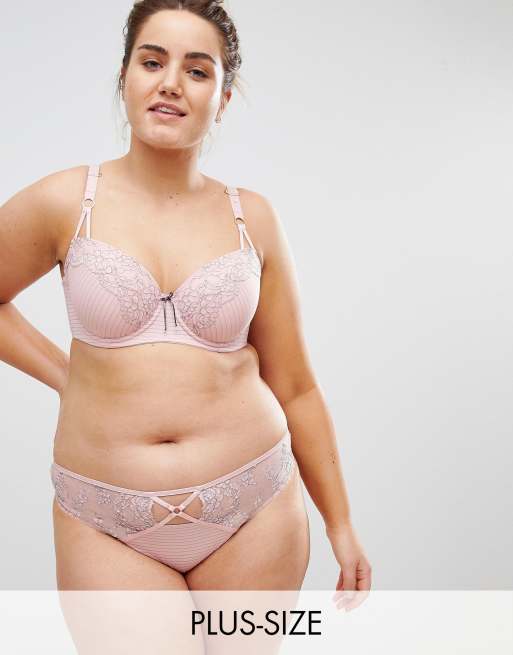 Ashley Graham  Curvy woman, Plus size, Bra and panty sets