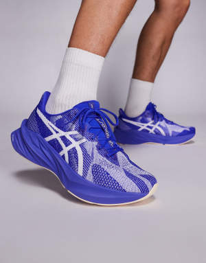Asics Dynablast 5 running trainers in blue and white
