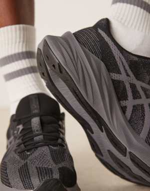 Asics Dynablast 5 running trainers in carbon grey and black