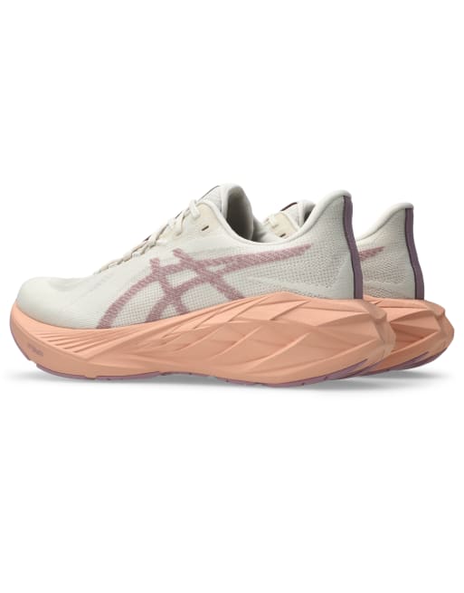 Asics Dynablast 6 Laufsneaker in Stein und Koralle, 3 von 4