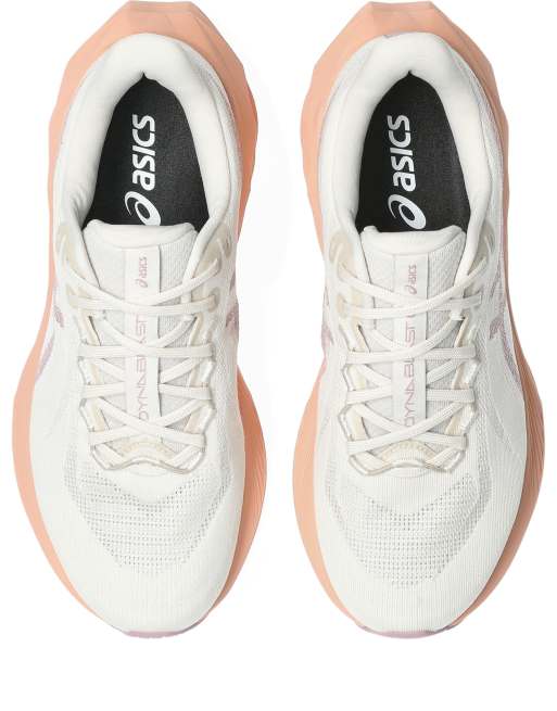 Asics Dynablast 6 running trainers in stone and coral, 2 of 4