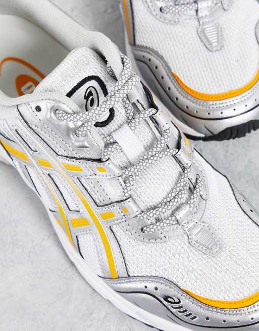 Asics blanche 2025 et orange