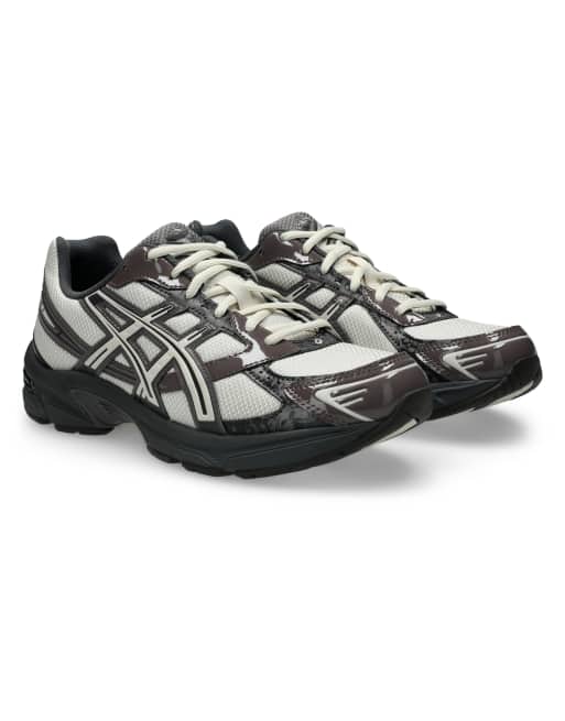 ASICS GEL-1130 sneakers in crema e grigio marrone, 3 di 4