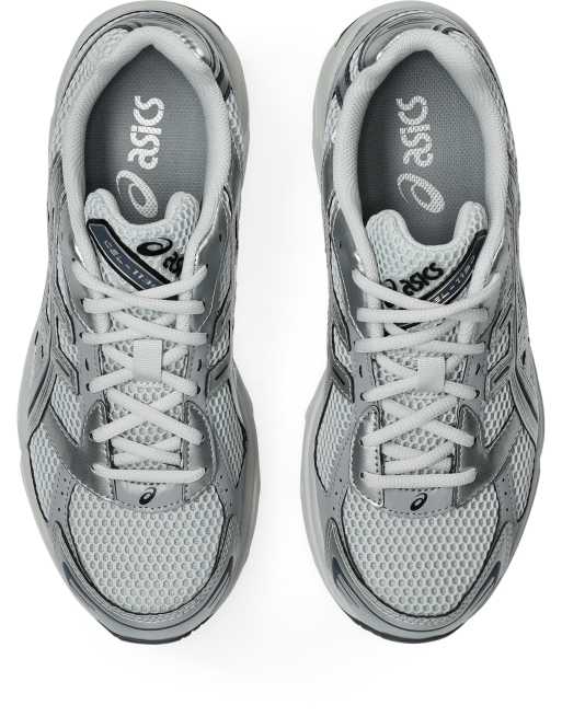 Asics GEL-1130 trainers in grey and silver, 3 of 4