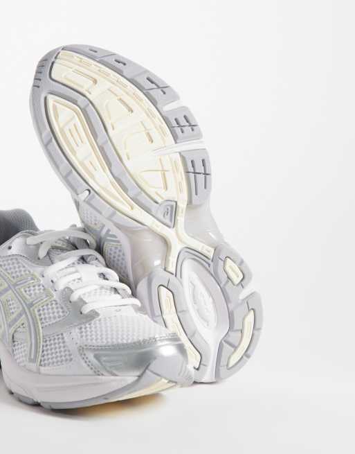 Asics GEL-1130 trainers in white and grey, 5 of 5