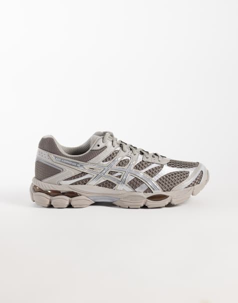 ASICS Gel-Cumulus 16 in Puderbraun und Silber - view 1
