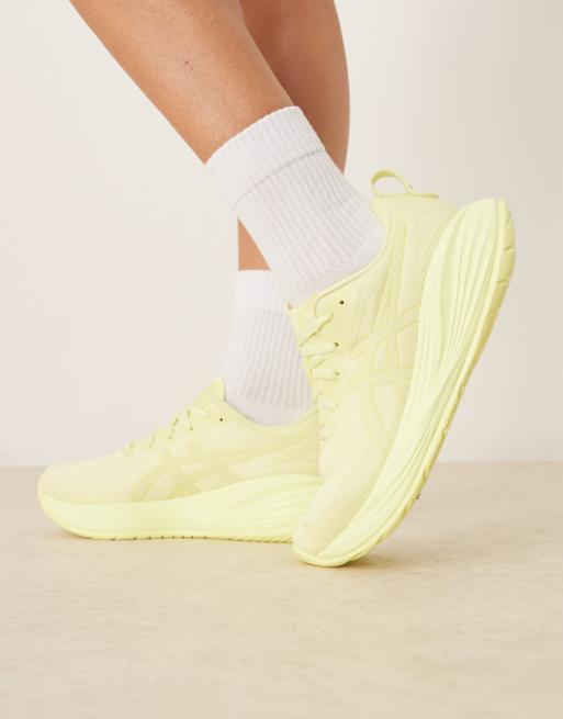 Asics Gel-Cumulus 27 Lite-Show running trainers in lite-show and huddle yellow
