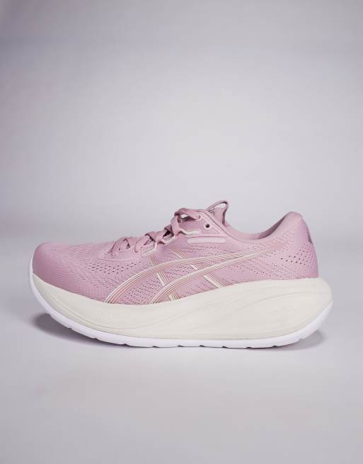Asics Gel-Cumulus 28 running trainers in morganite and pearl pink, 2 of 5