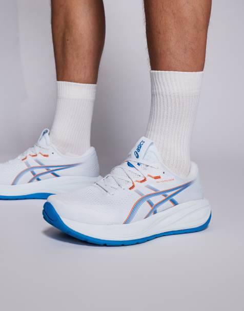 Asics – Gel-Cumulus 28 – Sneaker in Weiß und Blau - view 1