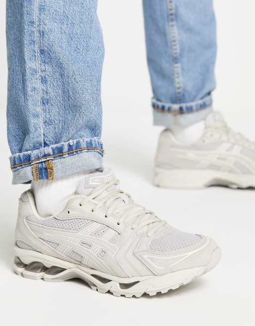 Triple white clearance asics gel kayano