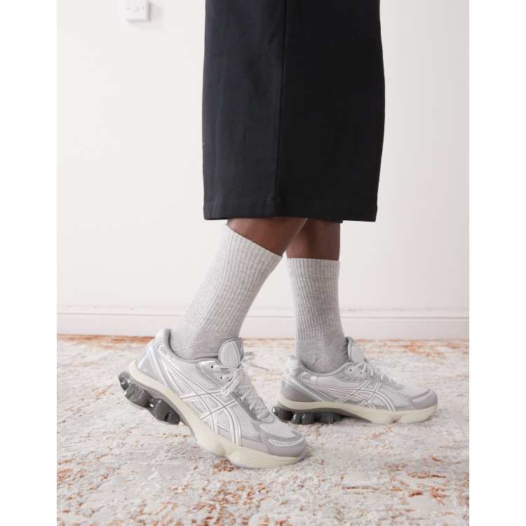 Asics – Gel-Kinetic Fluent – Białe buty sportowe | ASOS