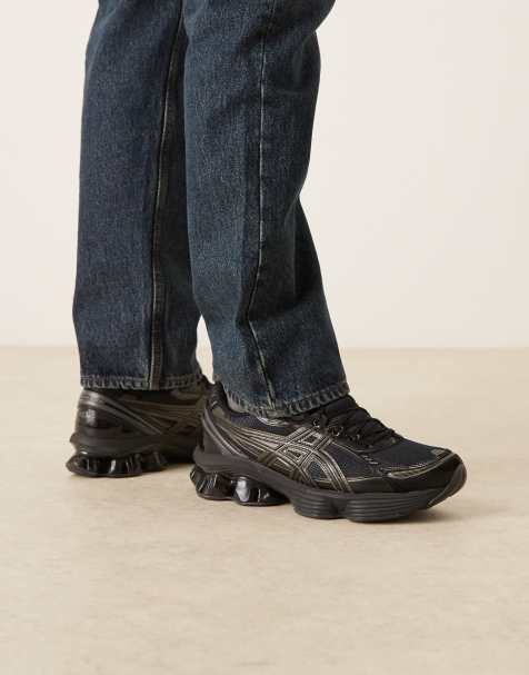 Asics - Gel-Kinetic Fluent - Sneakers in zwart en grijs - view 1