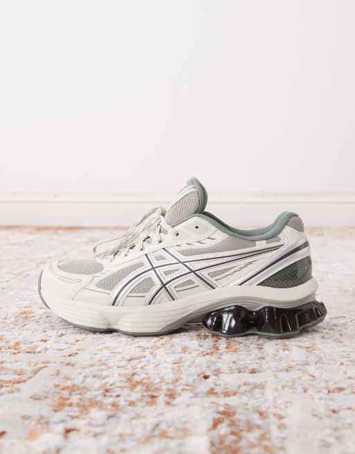 Asics Gel-Kinetic fluent trainers in seal grey and pure silver, 2 of 5