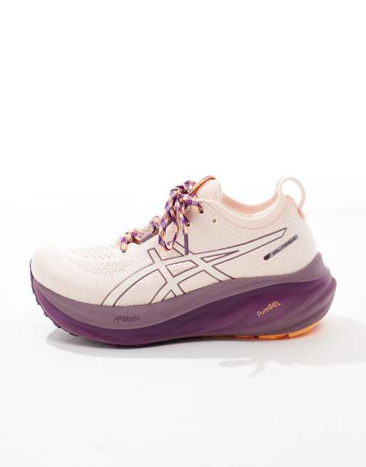 Asics Gel Nimbus 26 TR Neutrale Trail Laufschuhe in Rosa und Pflaumenlila