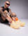 Thumbnail 1 van 5