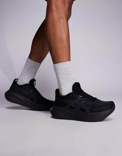 Asics Gel-Nimbus 27 running trainers in black and graphite grey - view 2