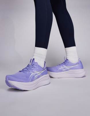 Asics - Gel-Nimbus 28 - Laufschuhe in Bluebell und Weiß-Blau