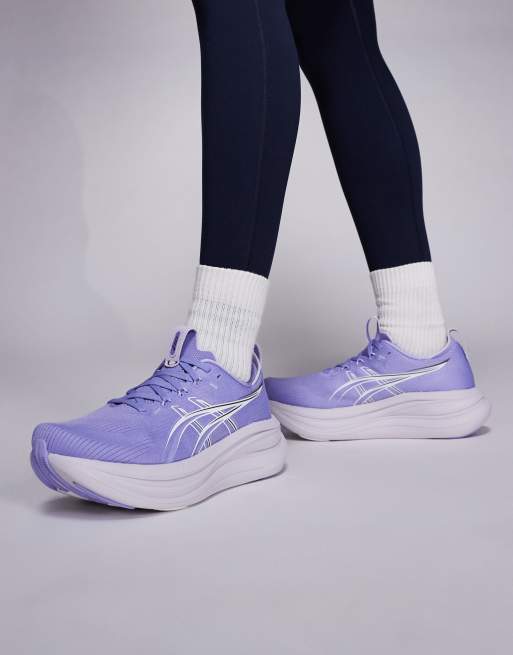 Asics - Gel-Nimbus 28 - Sneakers da corsa color campanula e bianche